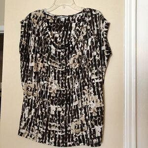 Kenneth Cole scoop neck size med blouse